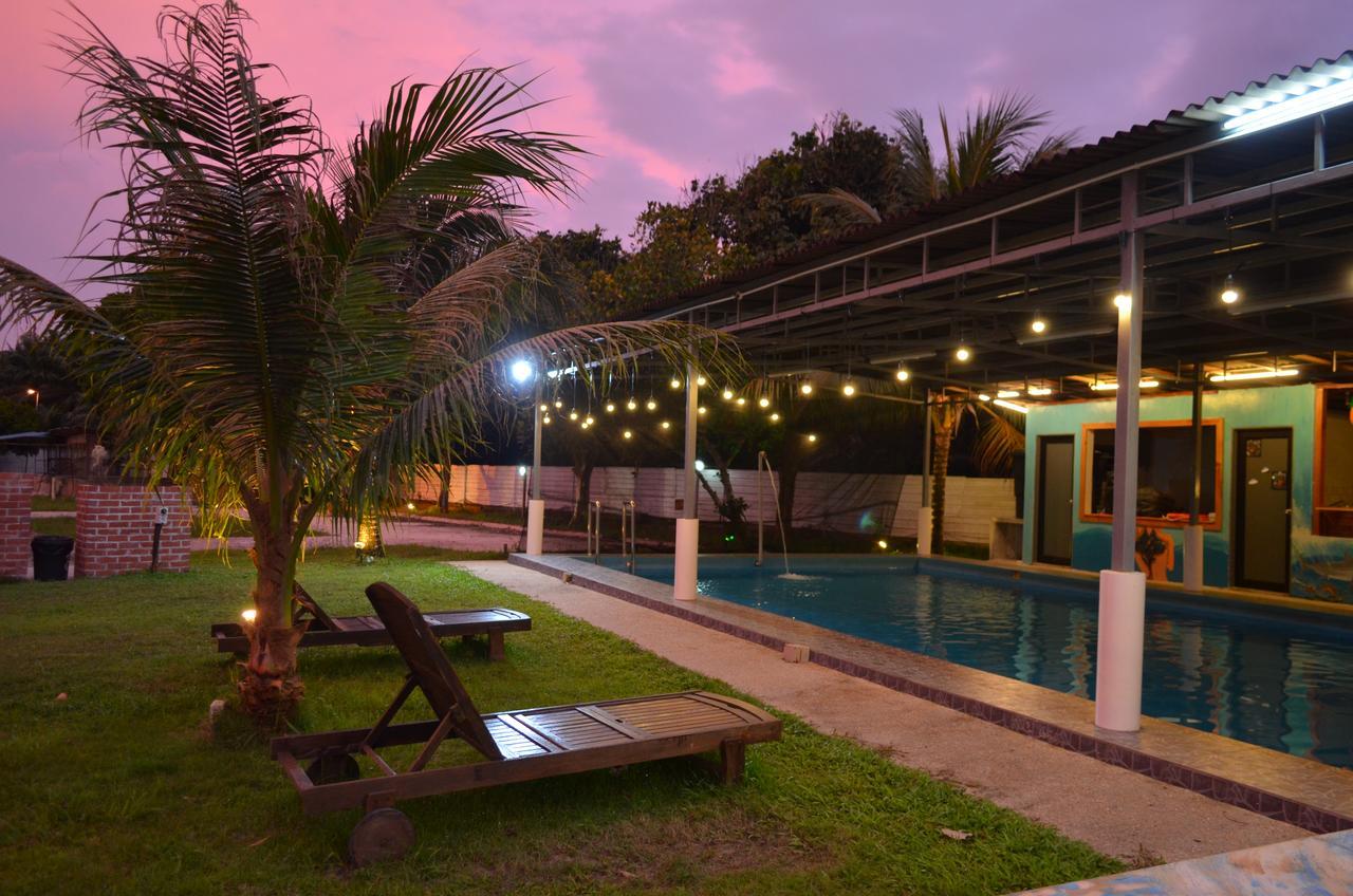 Sinar Eco Resort Kampong Bukit Panjang Εξωτερικό φωτογραφία